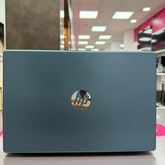 7-7-81587-4-Ordenador Portátil HP 14-EM0021LA AMD RYzen 5 7520U 2.80 GHz 16 Ram 512 SSD