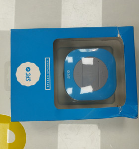 6-6-165736-1-Altavoz Portatil Bluetooth SPC(sin Uso)