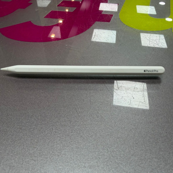 7-7-82207-5-iPad Air 11-inch M3 128 GB