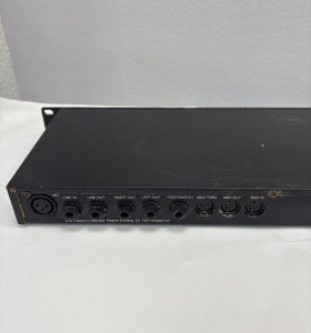 1-1-266522-1-Crossover Digitech Vocalist II Vocal  2