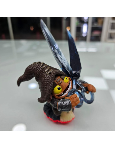 8-8-74363-4-Juguetes Skylander short cut