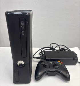 1-1-266674-1-Consola Xbox 360 120Gb
