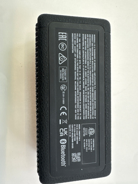 1-1-266546-3-Sonido Marshall Emberton II Altavoces Bluetooth Portátil