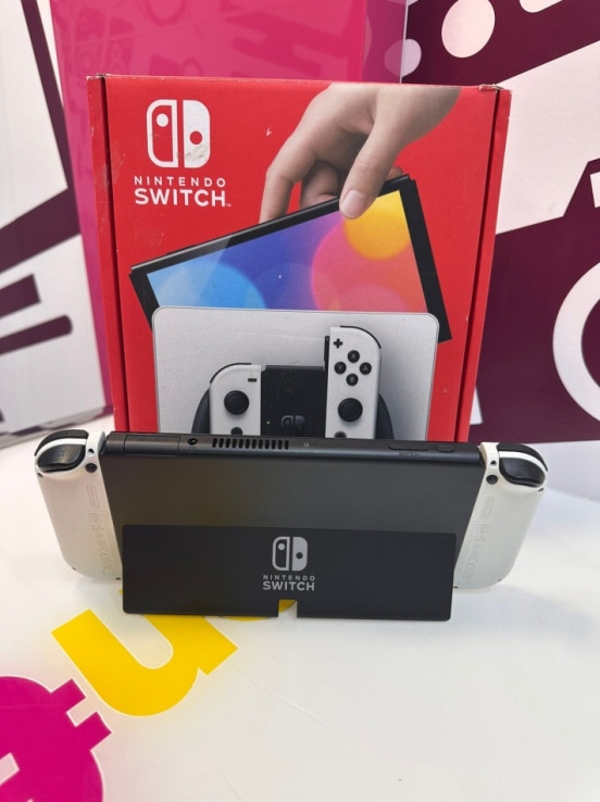 9-9-74204-3-Consola Nintendo Switch Oled Blanca 