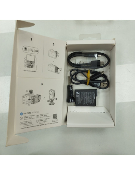 6-6-165512-2-Videocámara Digital DJI Osmo Action 3 Con Accesorios