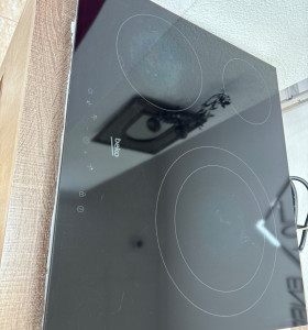 1-1-266422-3-Vitroceramica Beko