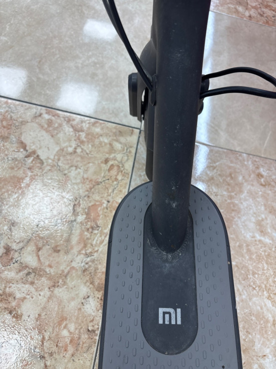1-1-264703-4-Patinete electrico Xiaomi Scooter Essential 5.305 kilometros.