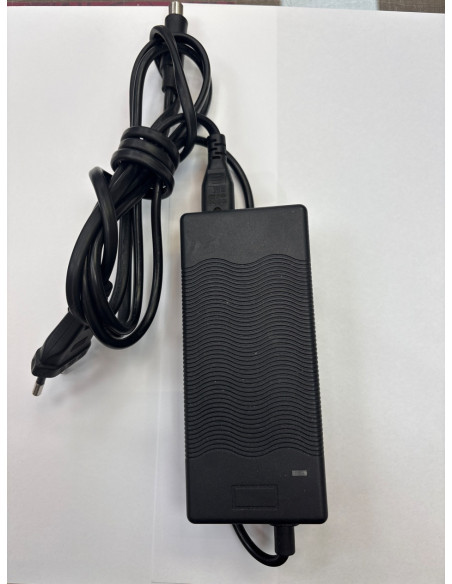 1-1-264703-9-Patinete electrico Xiaomi Scooter Essential 5.305 kilometros.