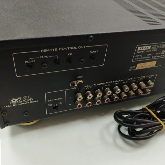 6-6-165836-5-Amplificador HiFi Teac A-x800