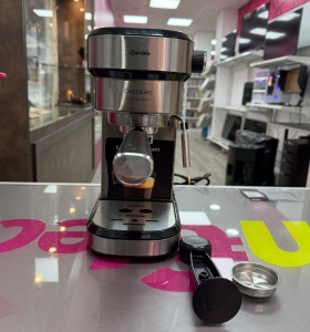 7-7-83431-1-Cafetera Cafelizzia 790 2