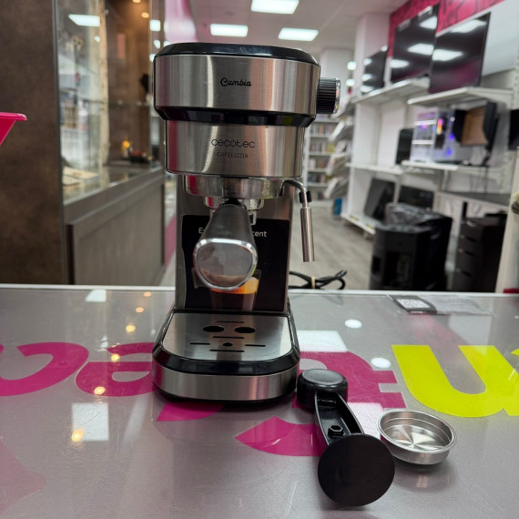 7-7-83431-2-Cafetera Cafelizzia 790