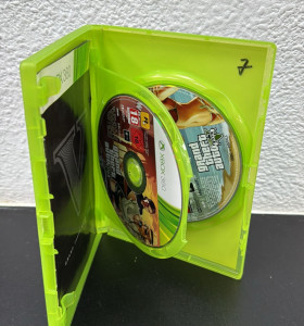 7-7-83515-1-Grand Theft Auto V XBOX 360 2