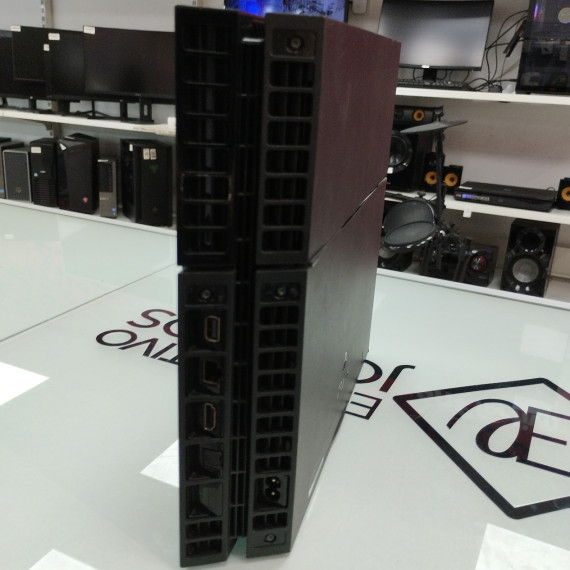 6-6-161295-2-Consola PS4 Fat 500Gb 