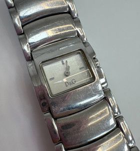 1-1-25882-1- SIN GARANTIA reloj dolce y gabbana 2