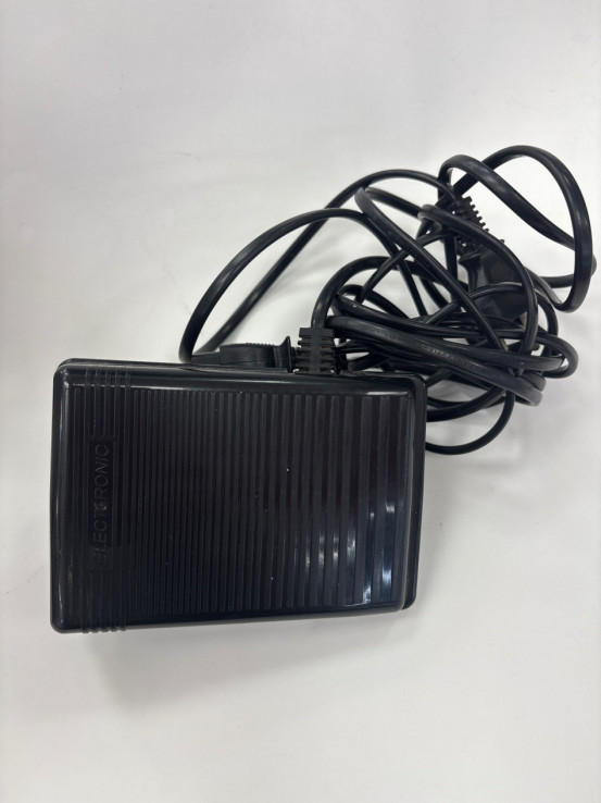 1-1-266617-2-Maquina Coser SilverCrest 8750