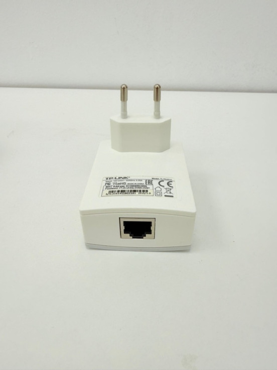 8-8-74504-5-Periféricos Repetidor TP-link