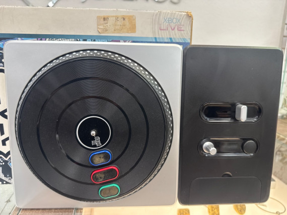 1-1-266678-2-Mando Xbox 360 Dj Hero 