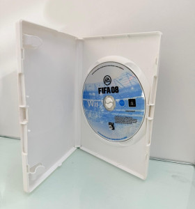 8-8-74712-1-Videojuego Wii Fifa 08 2