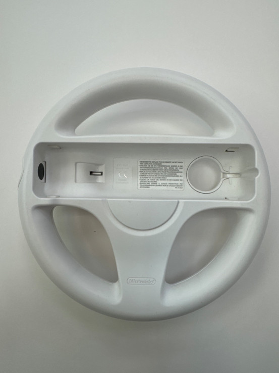 1-1-266612-2-Volante Wii