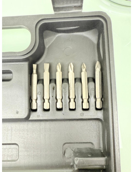 8-8-74587-6-Atornillador Mader (Sin Uso)