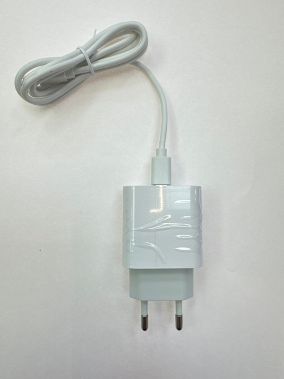 1-1-266831-2-Cargador Tipo C Carga Rapida DigiVolt (Sin Uso)