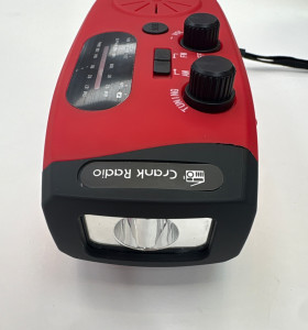 1-1-266629-1-Radio Portátil Crank Radio Roja 2
