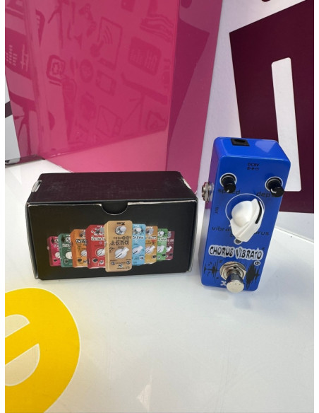 9-9-74317-1-Pedal Efectos Xvive Chorus Vibrato