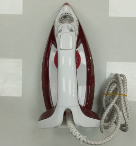 6-6-165893-1-Plancha Vapor Tefal Ultragliss FV 4680 2