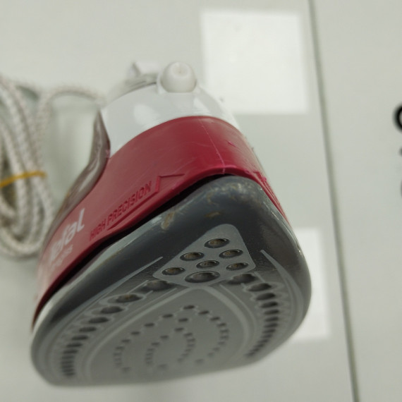 6-6-165893-4-Plancha Vapor Tefal Ultragliss FV 4680