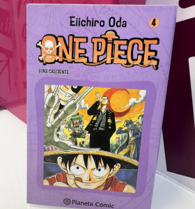 9-9-74403-1-Cómic one piece luna creciente (4)