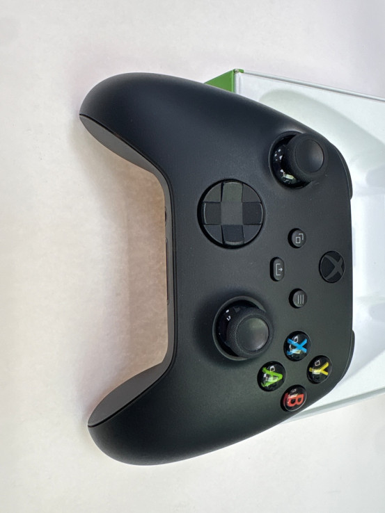1-1-267254-2-Mando Xbox Series S X Negro Original
