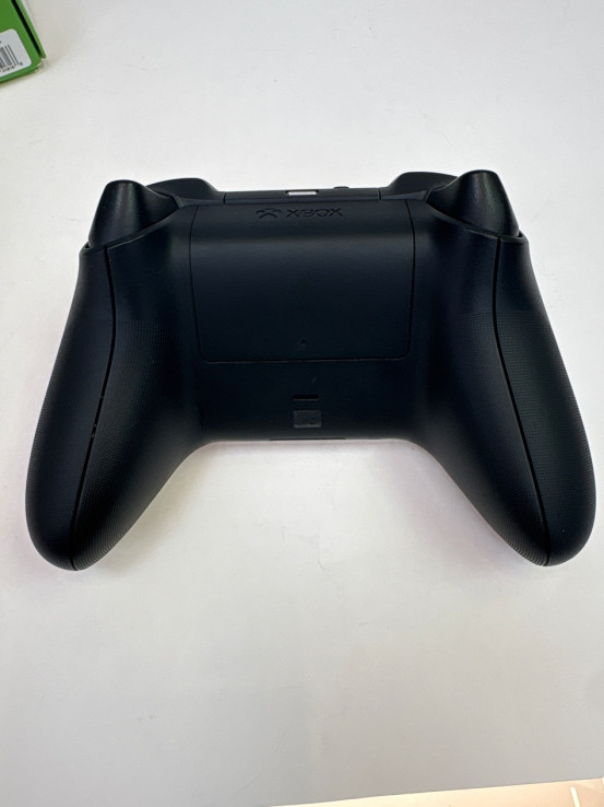 1-1-267254-3-Mando Xbox Series S X Negro Original