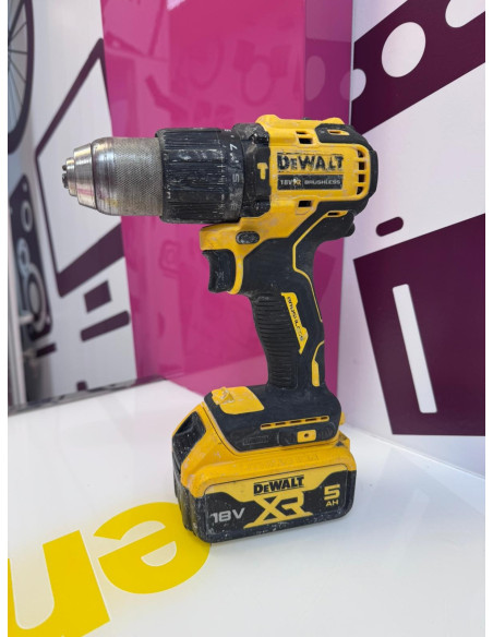 9-9-74239-1-Taladro A Bateria dewalt dcd709