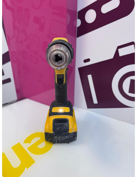 9-9-74239-4-Taladro A Bateria dewalt dcd709