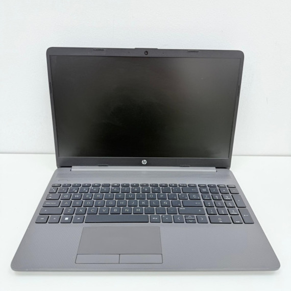 8-8-72652-7-Ordenador Portátil HP 255 G9 AMD 3020e Radeon 8Gb Ram 256gb Radeon SSD Radeon Graphics Windows 11 