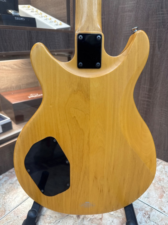 1-1-265464-5-Guitarra Electrica Yamaha RJ420D