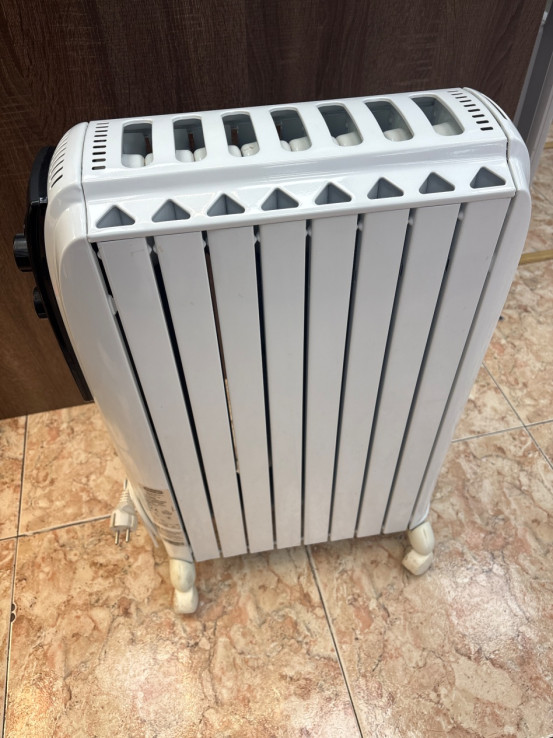 1-1-267311-3-Radiador Electrico De Longui 7 Elementos