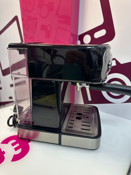 9-9-74309-4-Cafetera Espresso Ufesa Brescia Ce7244 1.5 L