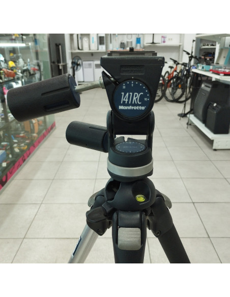 6-6-166033-4-Tripode Manfrotto 141rc