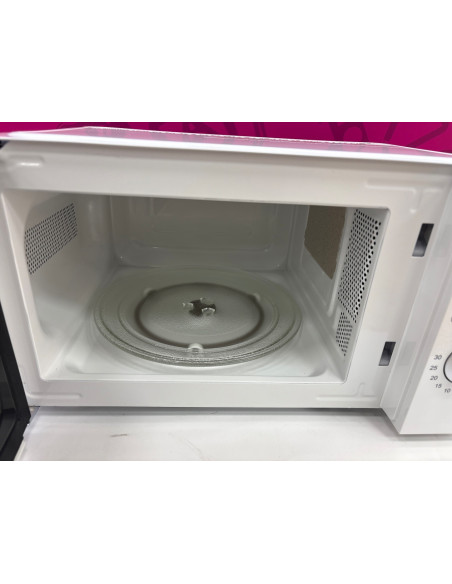 1-1-267489-2-Microondas Becker Bmw 4459