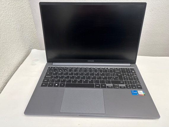 1-1-265533-2-Ordenador Portátil Samsung Galaxy Book 4 15 Intel Core I5-1335U 16GB 512GB SSD