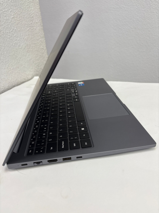 1-1-265533-4-Ordenador Portátil Samsung Galaxy Book 4 15 Intel Core I5-1335U 16GB 512GB SSD