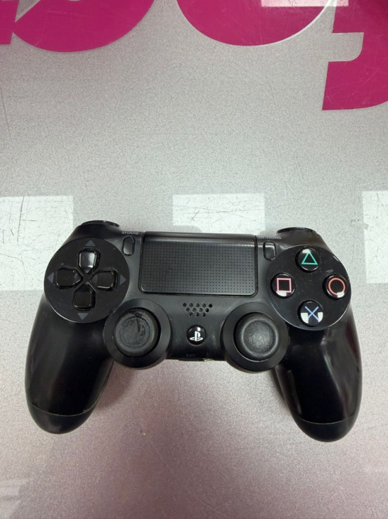 7-7-83817-2-Consola PS4 Fat 1 TB