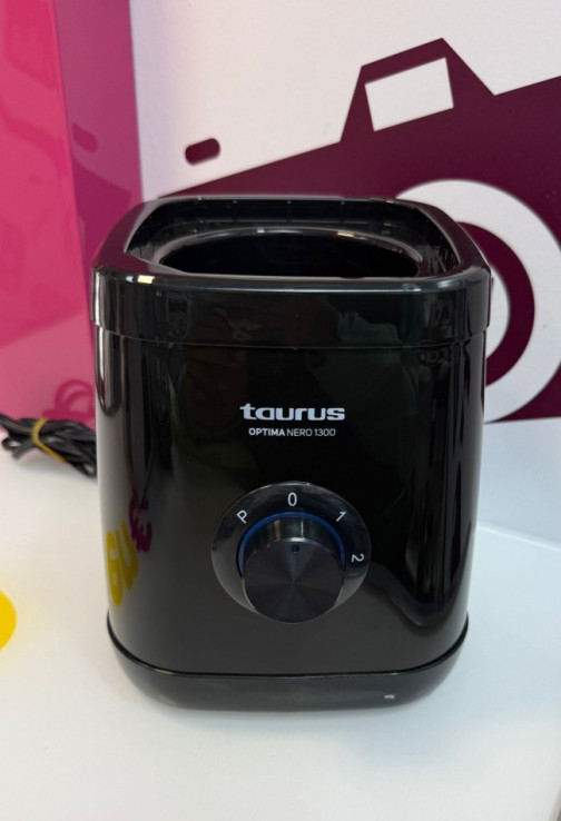 9-9-74591-4-Licuadora Taurus Optima Nero 1300w 