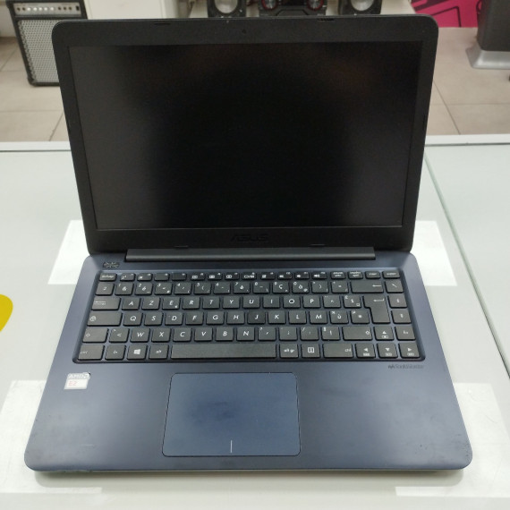 6-6-165154-2-Ordenador Portátil Asus E402W AMD E2 - 6110 4Gb Ram 500Gb Hdd