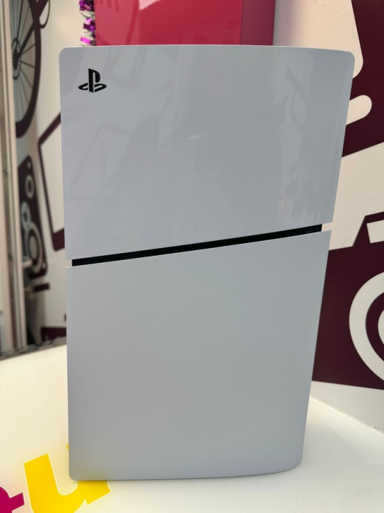 9-9-71789-3-Consola PS5 Slim Disco 