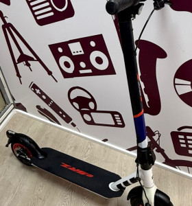 9-9-67696-1-Patinete Electrico APRILIA ESRZ  2