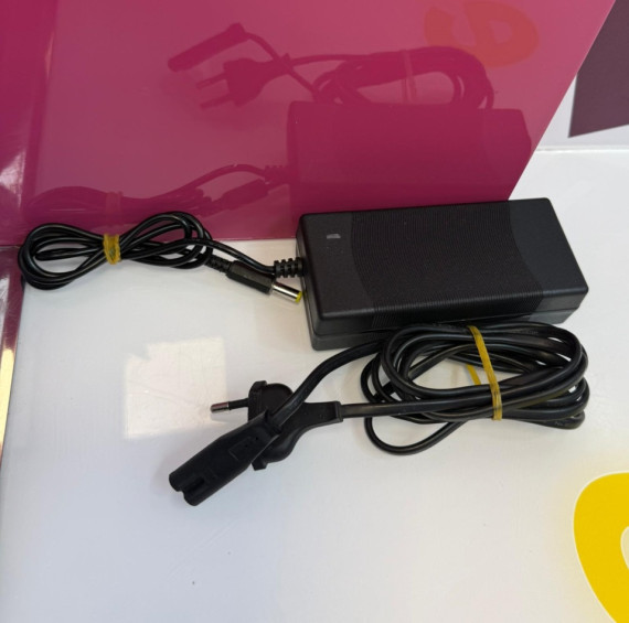 9-9-67696-8-Patinete Electrico APRILIA ESRZ 