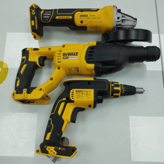 6-6-162881-2-Kit Herramientas Dewalt