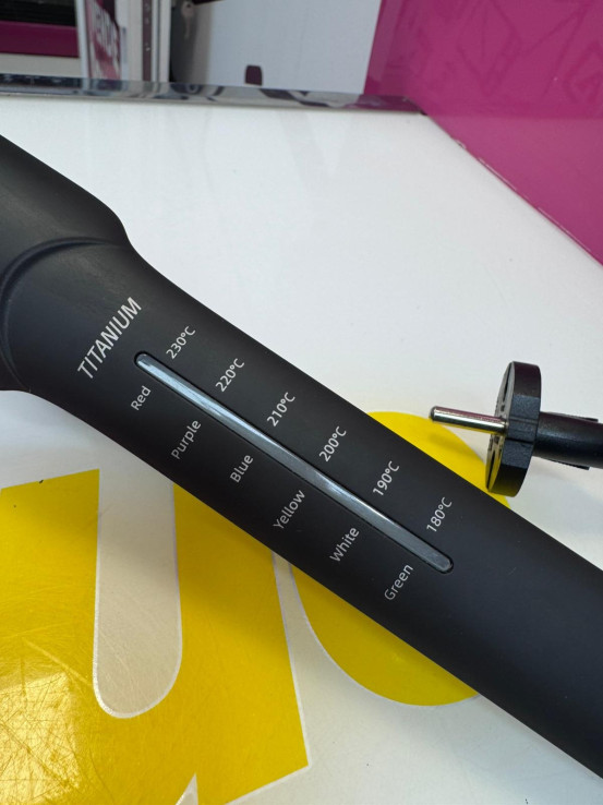 9-9-73178-2-Plancha Pelo Profesional AGV 230 WD